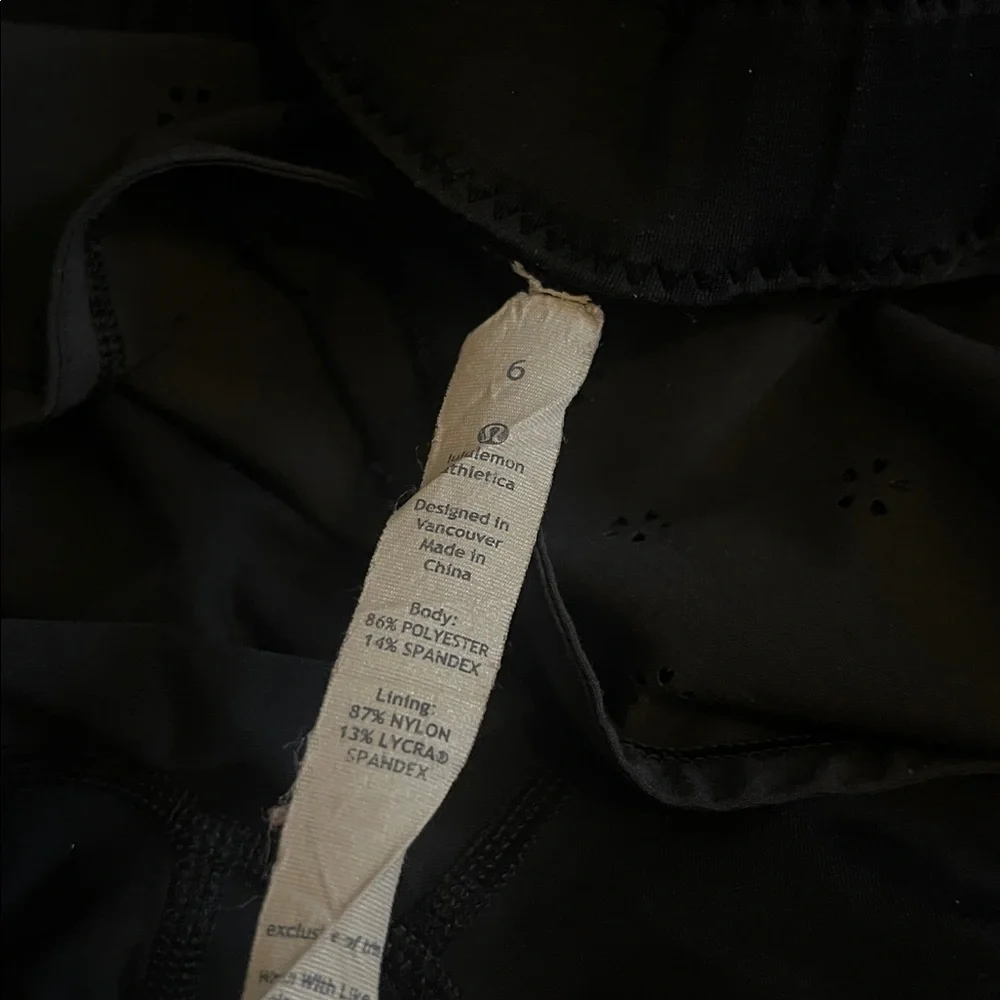 Lululemon Skort - Picture 4 of 6